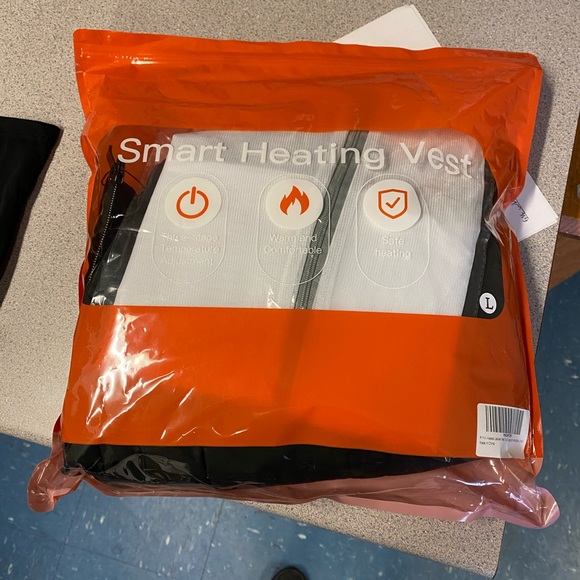 Rynx Heated Vest - Picture 3 of 5